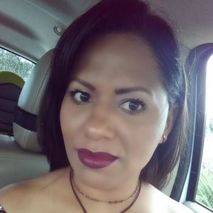 Meet your Posher, Araceli